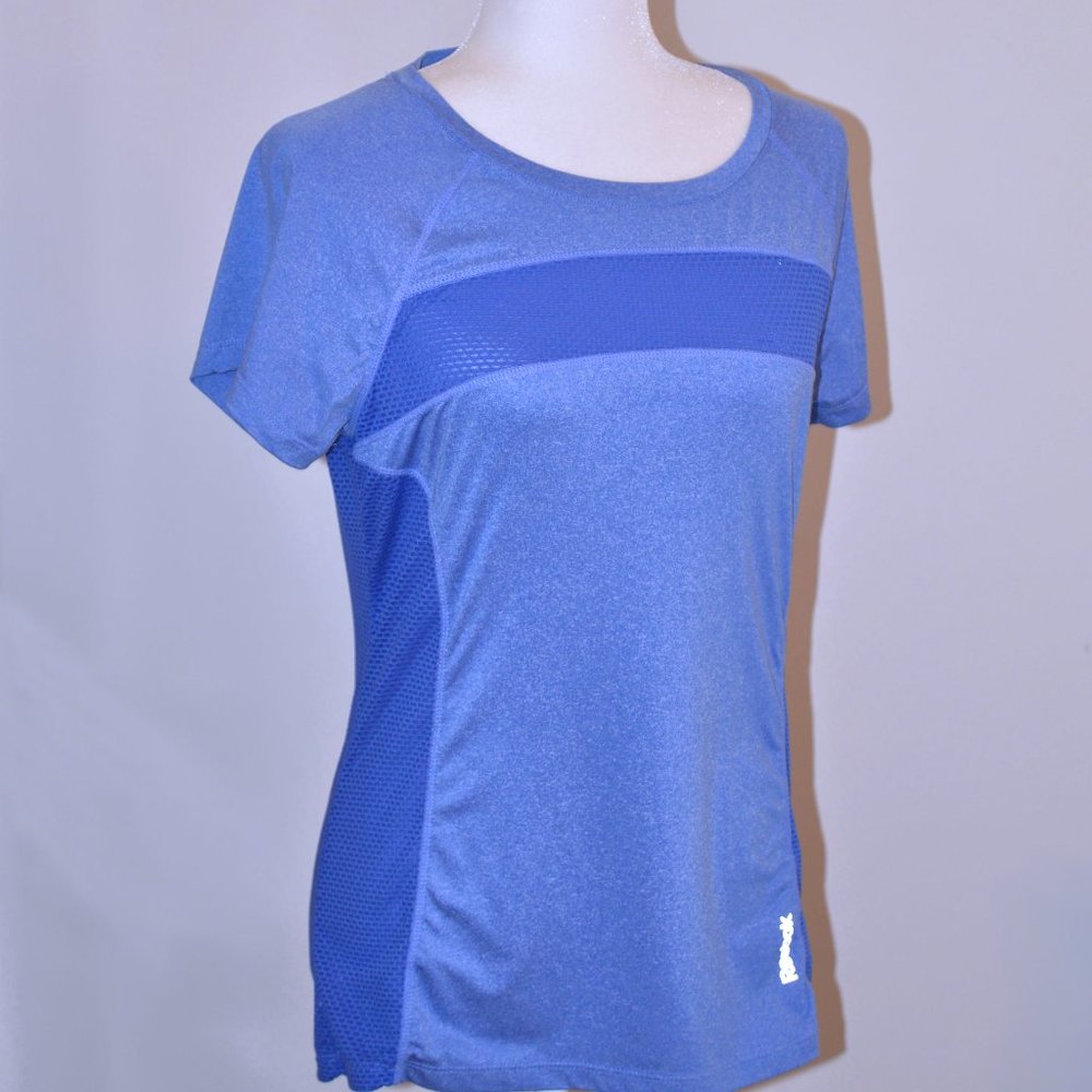 8/$20 Reebok Short Sleeve Workout Top